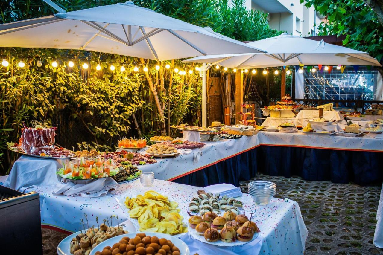 בלריה-איגאה מרינה Hotel Rosalba - Valentini Family Village מראה חיצוני תמונה